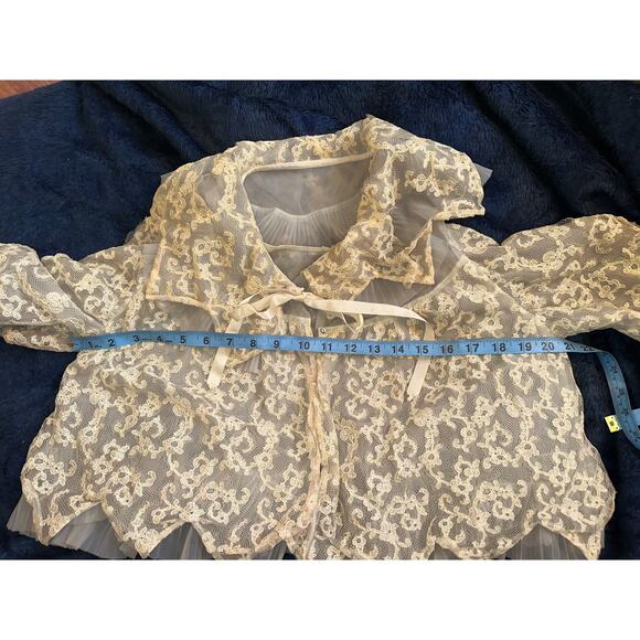 ANTIQUE 30's/40's PALEST BLUE/GRAY LAYERED LACE MESH ORGANDY BEDJACKET CARDIGAN - Picture 4 of 14